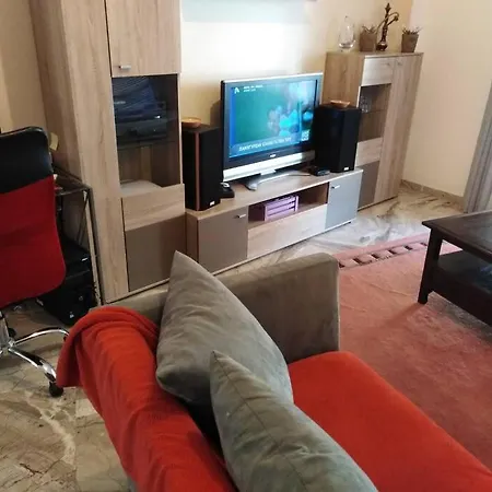 Happy House In Návplio