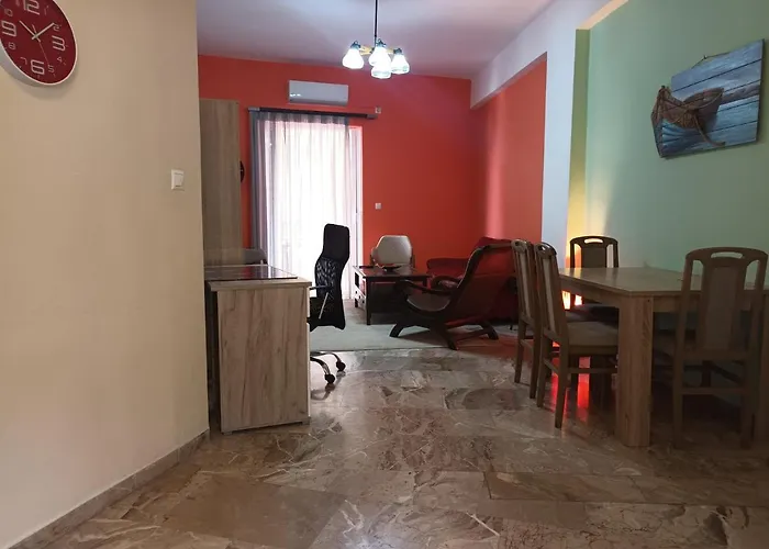 Διαμέρισμα Happy House In