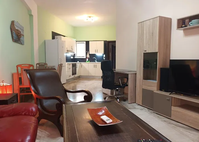 Happy House In Ναύπλιο