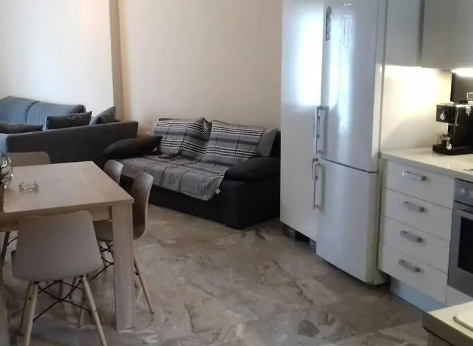 Happy House In Διαμέρισμα