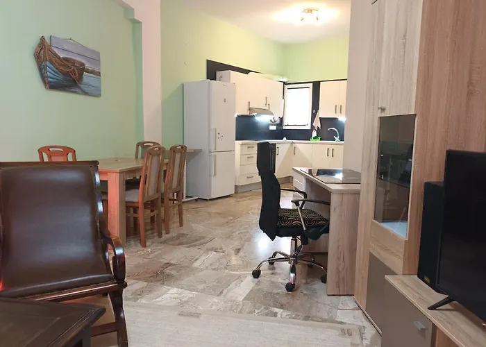 Happy House In Ναύπλιο