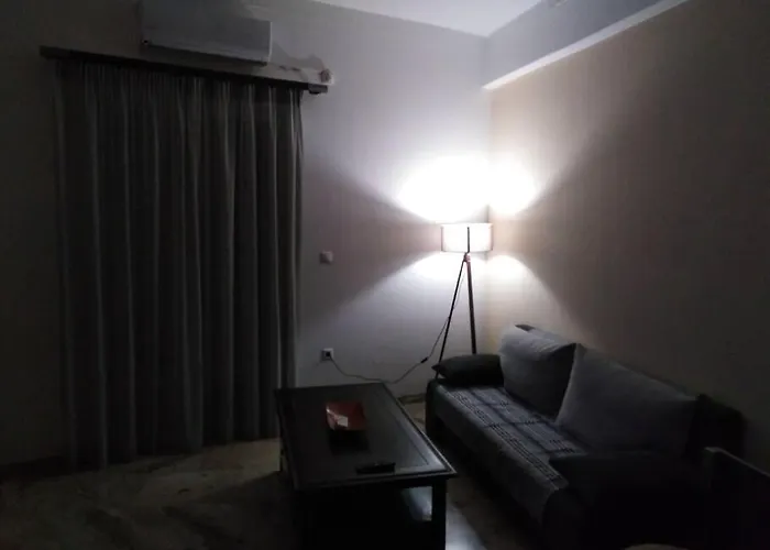 Διαμέρισμα Happy House In *